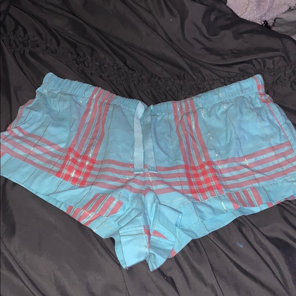 Victoria’s Secret sleeping shorts XL never worn